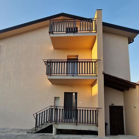 Apartma-Sobe Lejla Vipava Ngoại thất bức ảnh