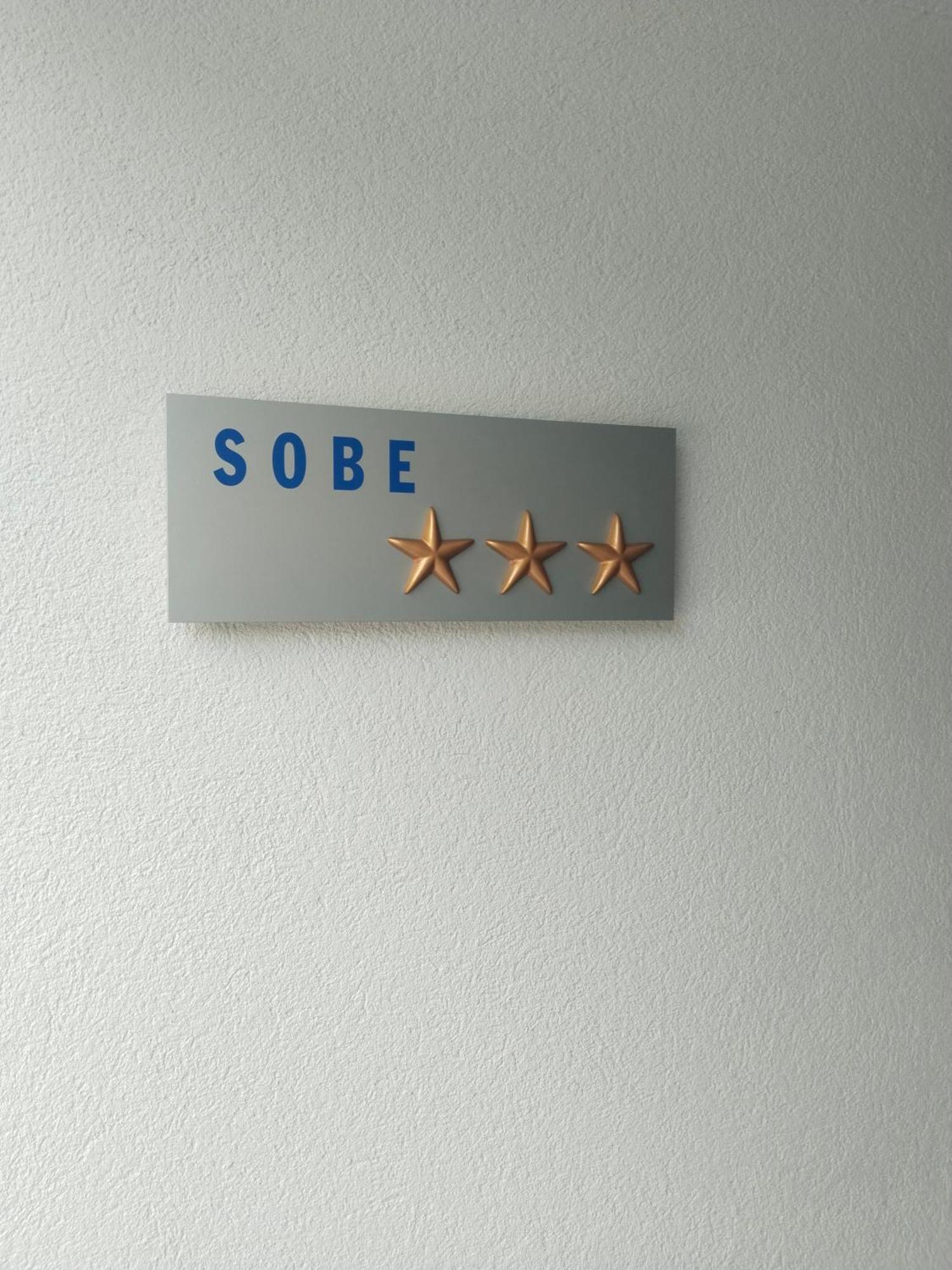 Apartma-Sobe Lejla Vipava Ngoại thất bức ảnh