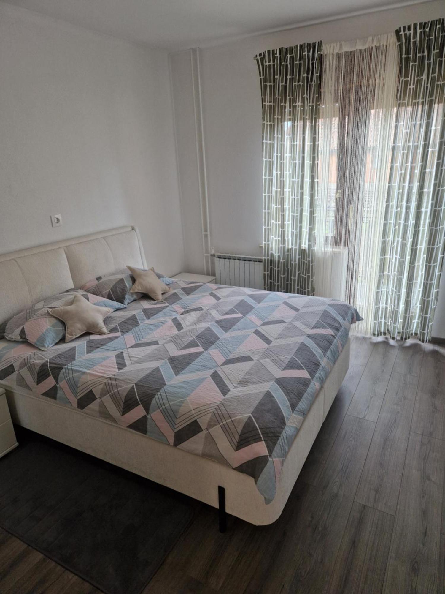 Apartma-Sobe Lejla Vipava Ngoại thất bức ảnh